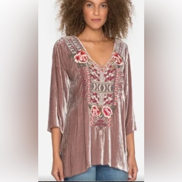 Johnny Was Pink Velvet Heavily Embroidered Tunic Top Long Sleeve Sz Small. - Picture 1 of 15